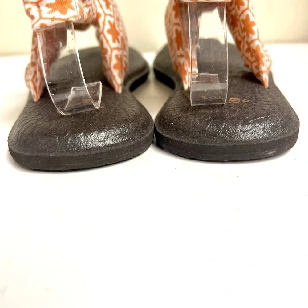 Sanuk women yoga